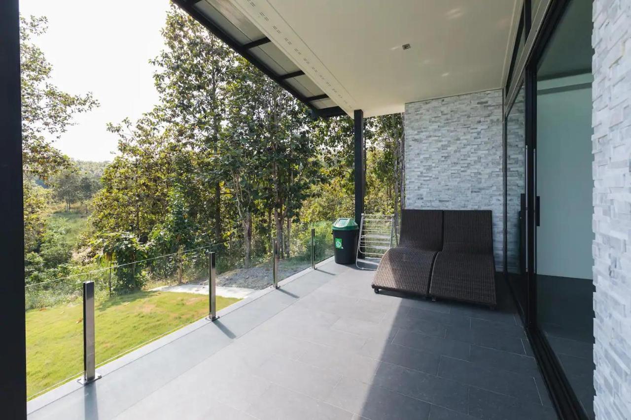 Stunning 3-Bed Villa In Čiang Mai Exteriér fotografie